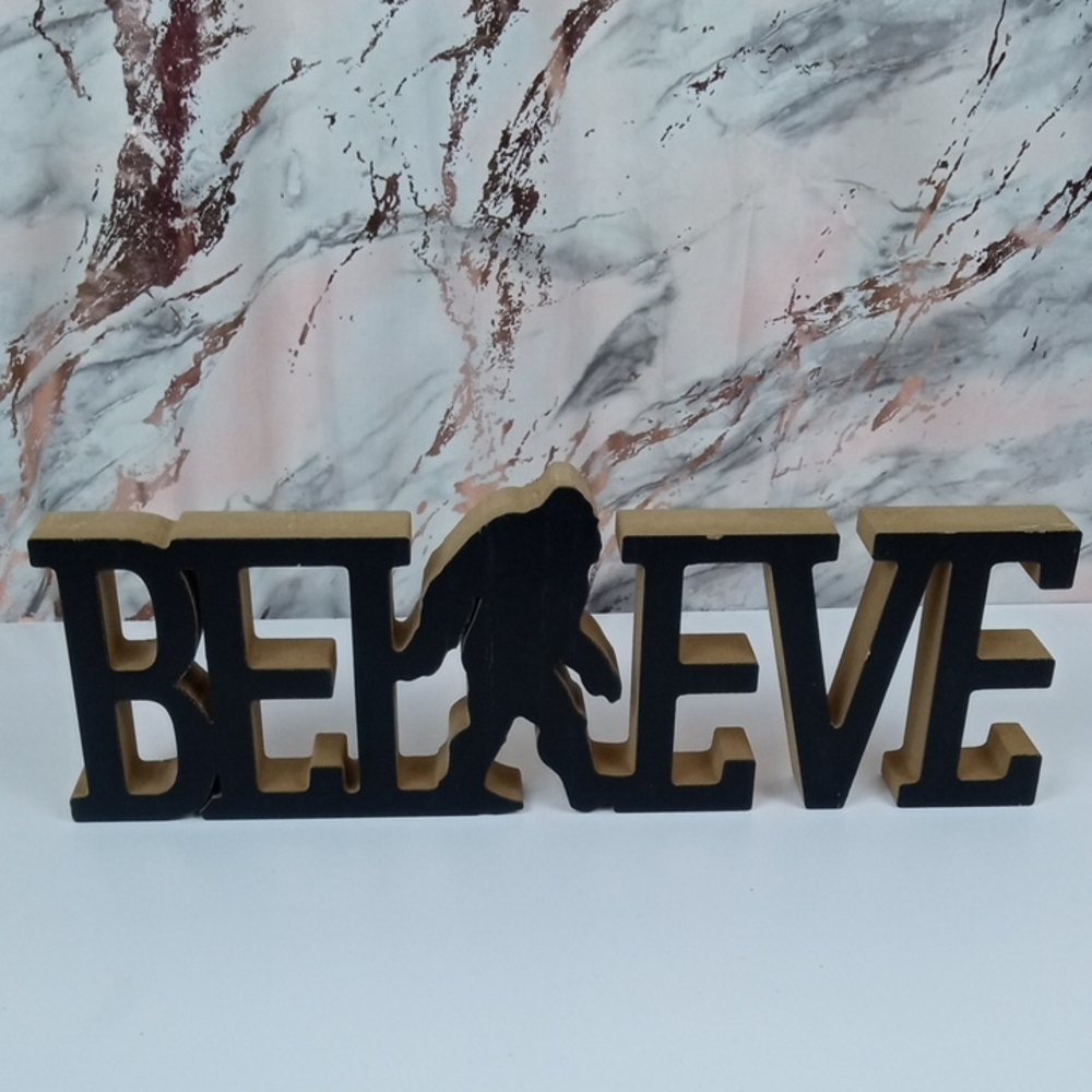 🏠 BELIEVE Big Foot Standing Table Decor Sign in Black